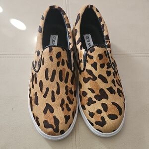 Steve Madden Tan and Black Leopard Sneakers